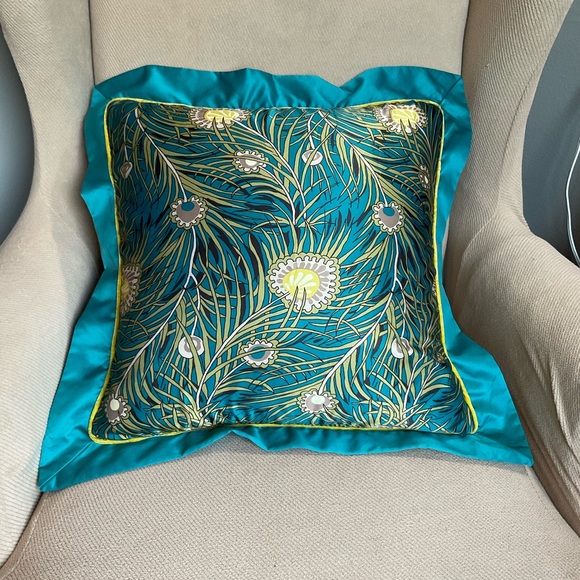 Liberty of London for Target 2010 Peacock Feathers Throw Pillows - Picture 2 of 14